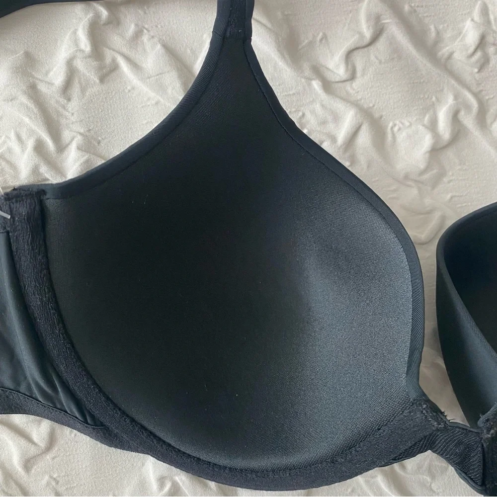 DreamFit || bundle of black and leopard bras